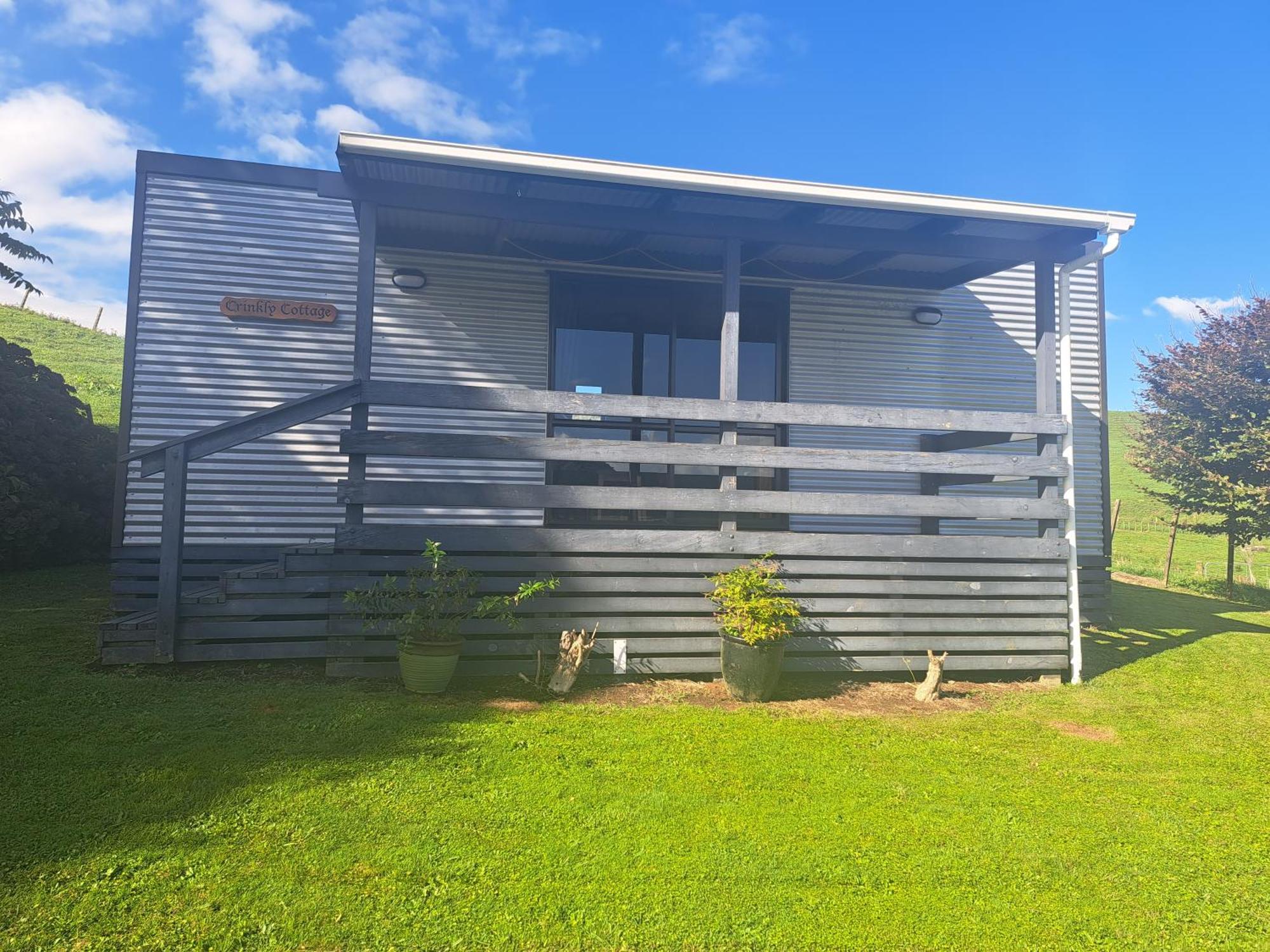 Crinkly Cottage Те Куити Екстериор снимка